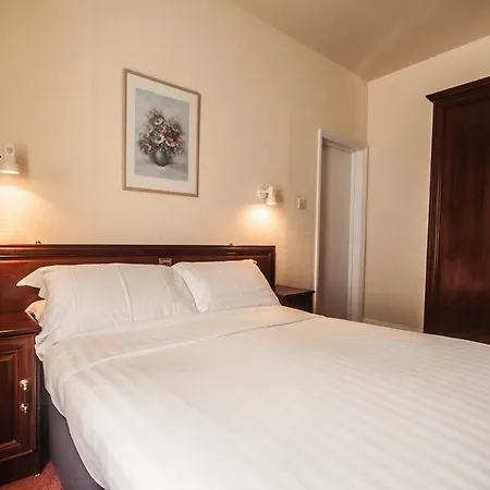 Nova Saint Helier Jersey