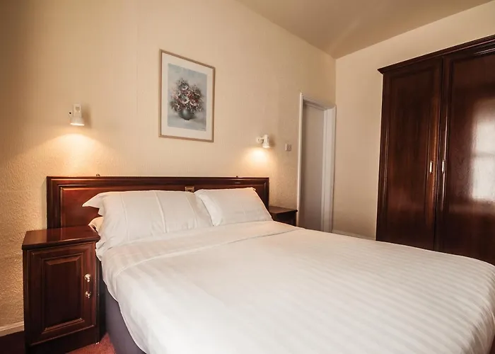 Nova Saint Helier Jersey